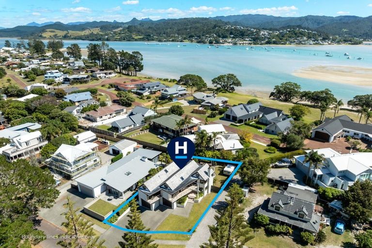 Photo of property in 6 Vista Paku, Pauanui, Hikuai, 3579