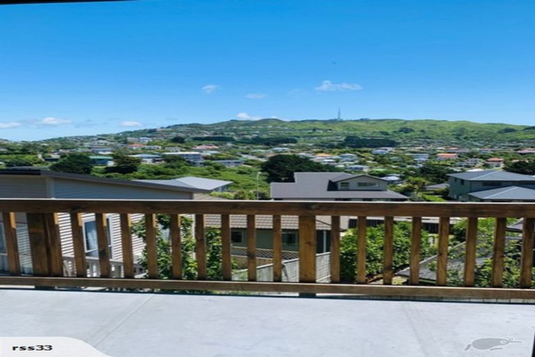 Photo of property in 72a Sheridan Terrace, Johnsonville, Wellington, 6037