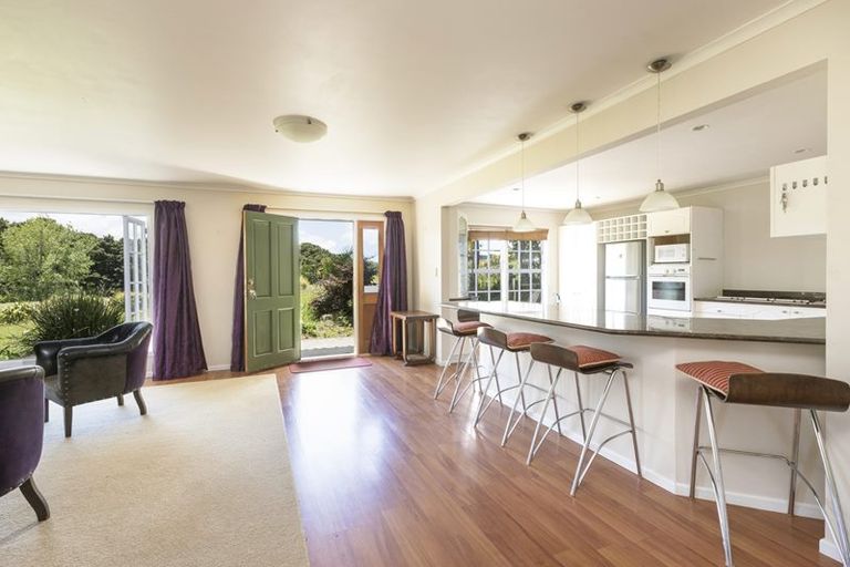 Photo of property in 750 Kaiwaka-mangawhai Road, Hakaru, Wellsford, 0975