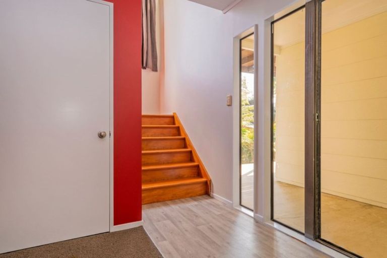 Photo of property in 4 Puriri Place, Whitianga, 3510