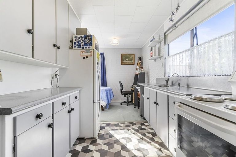 Photo of property in 4 Mataura Place, Clover Park, Auckland, 2019