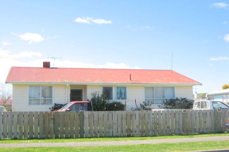 Photo of property in 79 Kitchener Street, Wairoa, 4108
