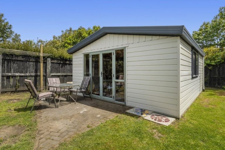 Photo of property in 19 Links View Drive, Omokoroa, 3114