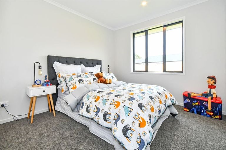 Photo of property in 4 Trevor Mcmiken Drive, Patumahoe, 2679