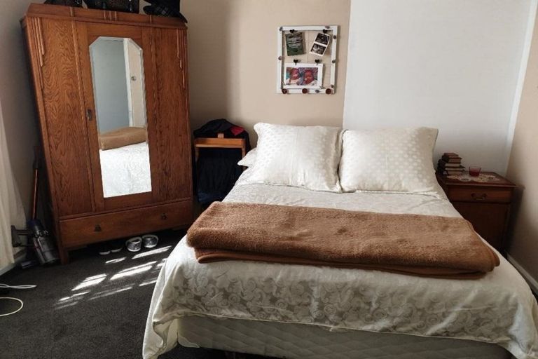 Photo of property in 10 Leicester Street, Patea, 4520