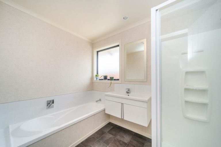 Photo of property in 49 Rosalie Terrace, Kelvin Grove, Palmerston North, 4414