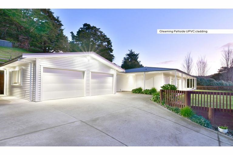 Photo of property in 32 Noakes Hill Road, Puhoi, Warkworth, 0994