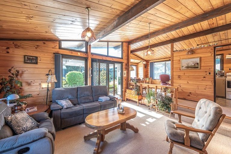 Photo of property in 12 Bens Place, Springvale, Whanganui, 4501