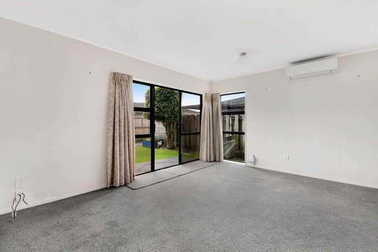 Photo of property in 4b Alice Avenue, Orewa, 0931