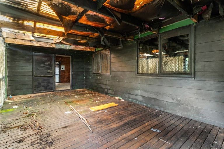 Photo of property in 561 Swanson Road, Ranui, Auckland, 0612