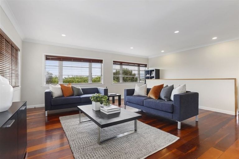 Photo of property in 1/19 Wolsley Avenue, Milford, Auckland, 0620