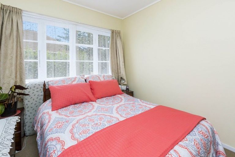 Photo of property in 5 Hayward Terrace, Waiwhetu, Lower Hutt, 5010