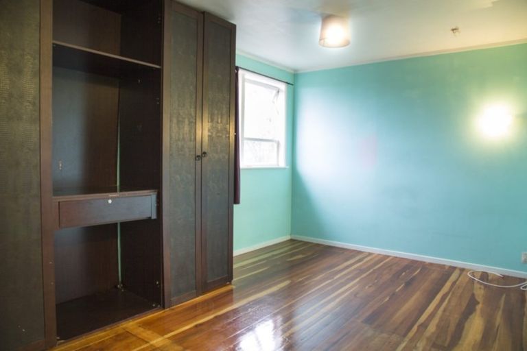 Photo of property in 175 Manuka Road, Bayview, Auckland, 0629