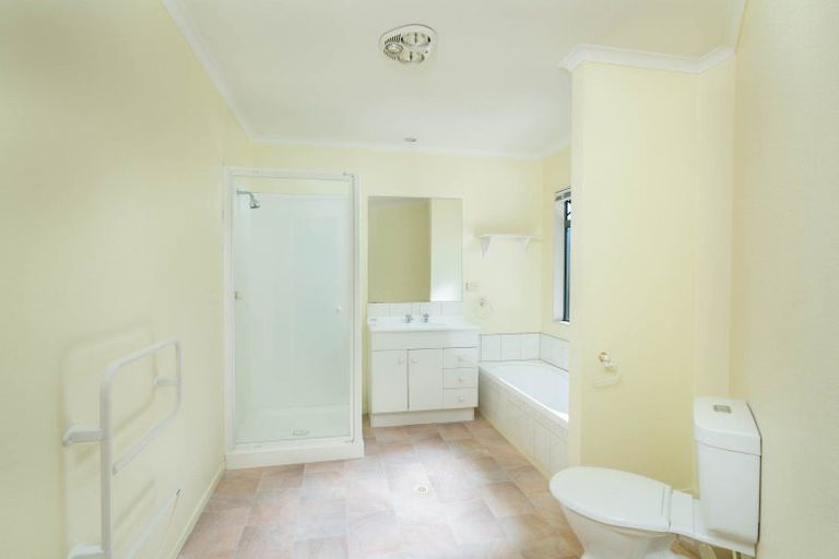 Photo of property in 11 Balmoral Drive, Hilltop, Taupo, 3330