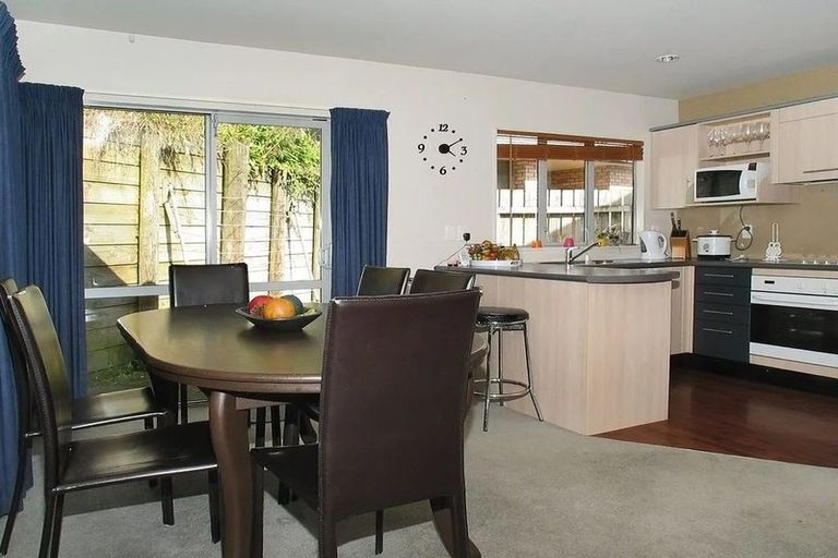 Photo of property in 38b Mahoe Street, Tawa, Wellington, 5028