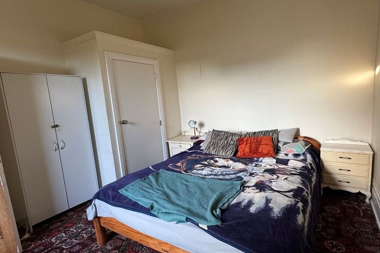 Photo of property in 4 Levy Street, Mount Victoria, Wellington, 6011