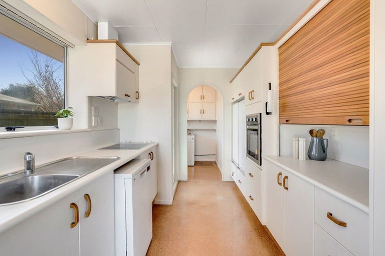 Photo of property in 10 Kowhai Street, Hamilton Lake, Hamilton, 3204