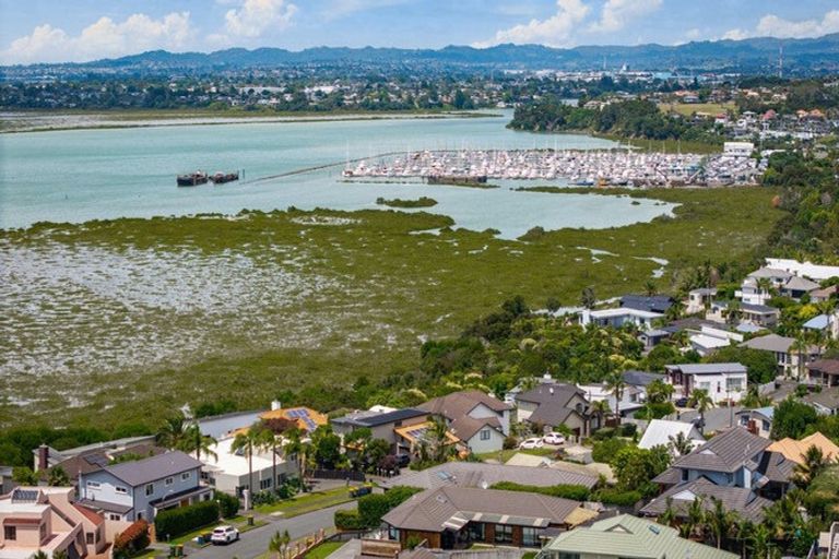 Photo of property in 23 Bannings Way, Hobsonville, Auckland, 0618