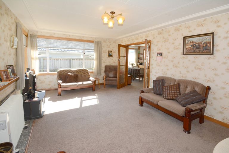 Photo of property in 141 Macandrew Road, South Dunedin, Dunedin, 9012