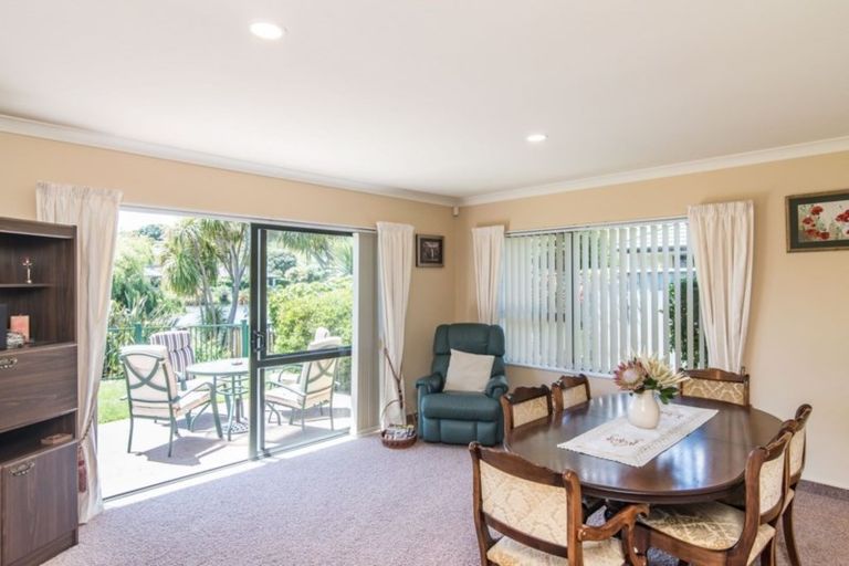 Photo of property in 23 Lorna Irene Drive, Raumati South, Paraparaumu, 5032