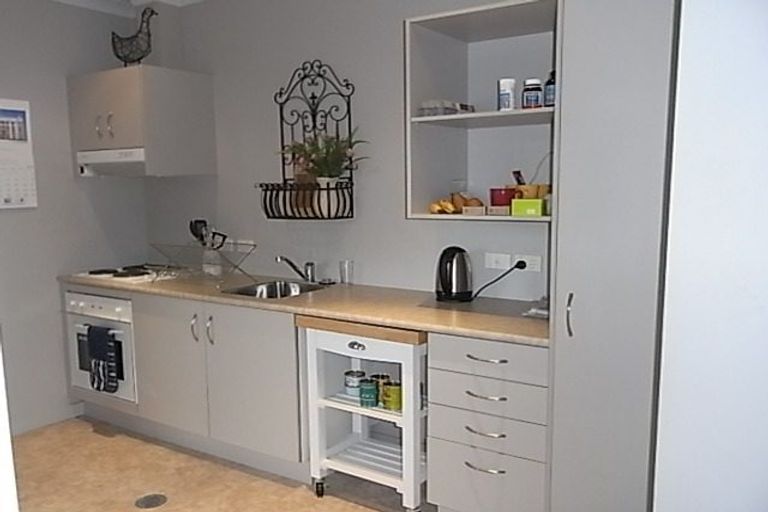 Photo of property in Mclean Towers, 2h/3 Shakespeare Road, Napier South, Napier, 4110