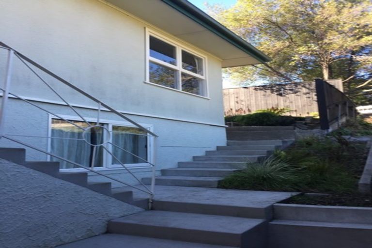 Photo of property in 23 Coote Road, Bluff Hill, Napier, 4110