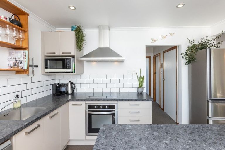 Photo of property in 47 Seddon Crescent, Marewa, Napier, 4110