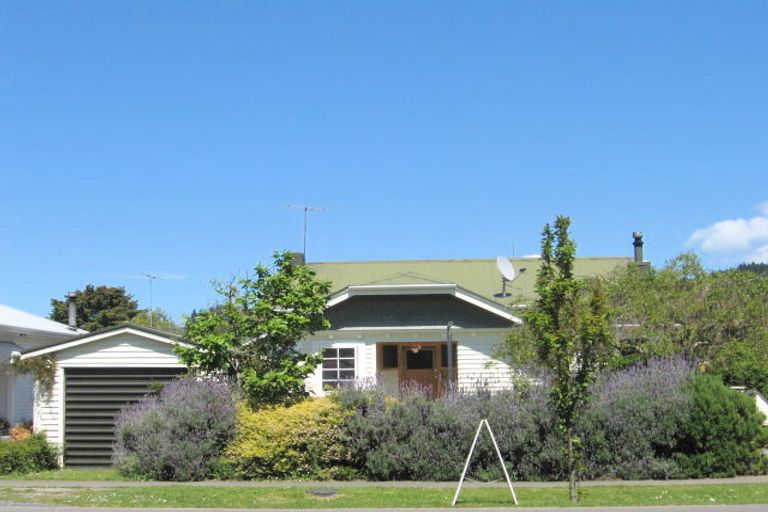 Photo of property in 121a Iranui Road, Inner Kaiti, Gisborne, 4010