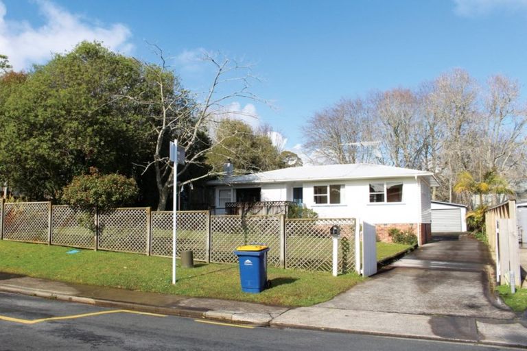 Photo of property in 8 Blenheim Street, Glenfield, Auckland, 0629