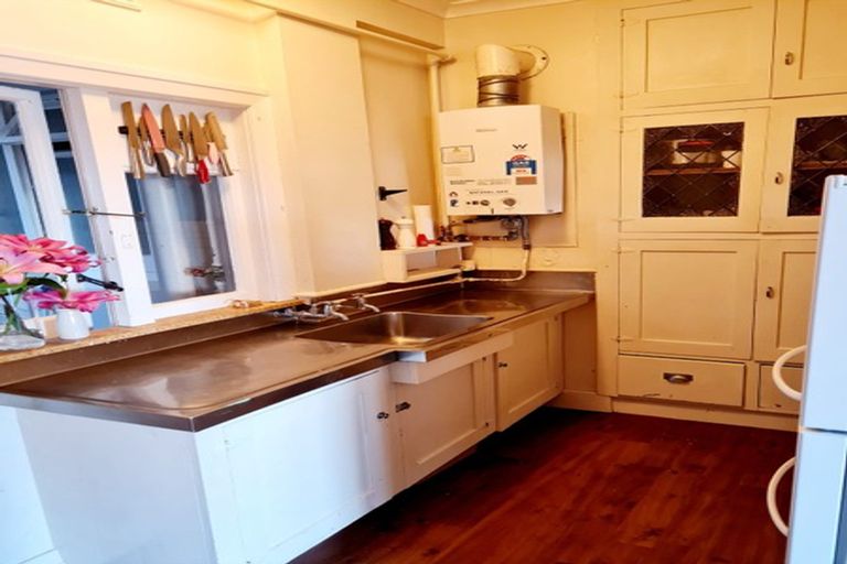 Photo of property in Elms Court Flats, 5/367 The Terrace, Te Aro, Wellington, 6011