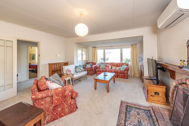 Photo of property in 26 Kawatiri Avenue, Gonville, Whanganui, 4501