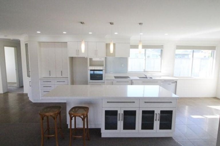 Photo of property in 52 Hamilton Drive, Wainui, Gisborne, 4010