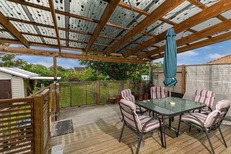 Photo of property in 53 Moa Road, Point Chevalier, Auckland, 1022
