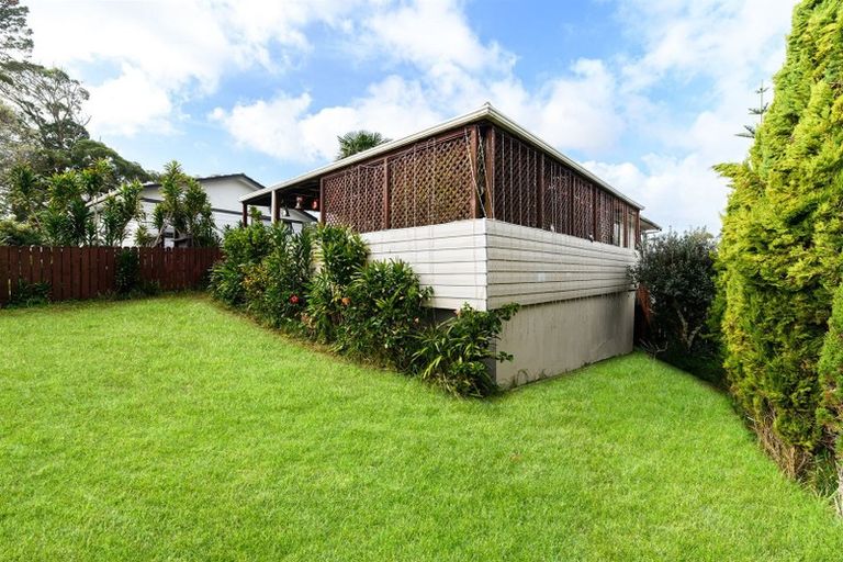 Photo of property in 2/48 Lavelle Road, Henderson, Auckland, 0612