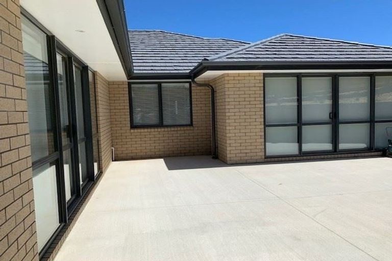 Photo of property in 36 Weka Street, Mangawhai, 0505