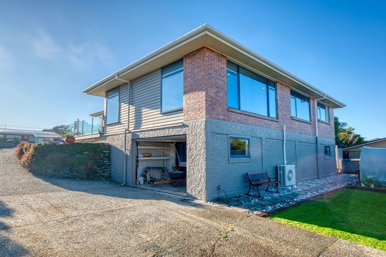 Photo of property in 31 Whitcombe Terrace, Hokitika, 7810