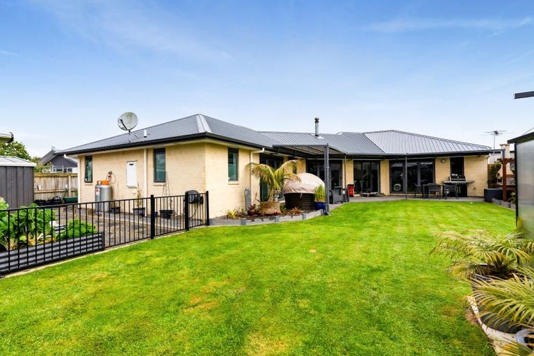 Photo of property in 22 Koromiko Street, Inglewood, 4330