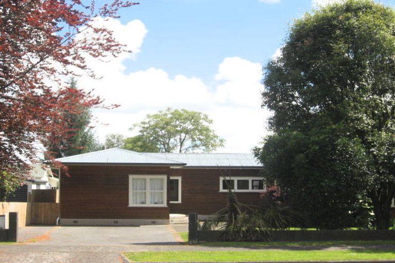 Photo of property in 62 Thornton Road, Cambridge, 3434