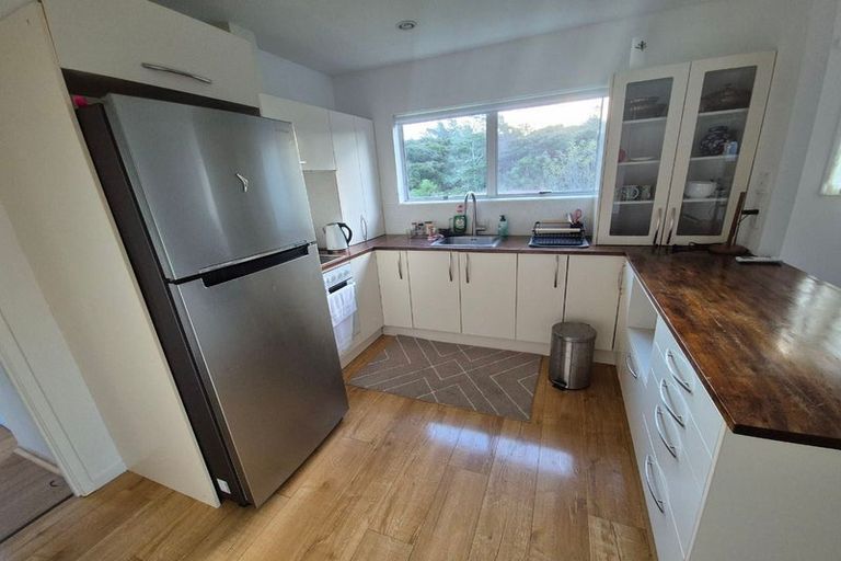 Photo of property in 55 Allington Road, Massey, Auckland, 0614