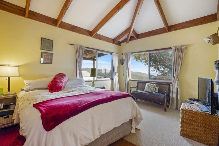 Photo of property in 250 Paroa Bay Road, Russell, 0272