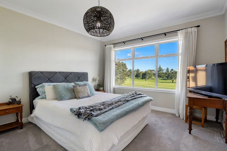 Photo of property in 162 Oceanbeach Road, Mount Maunganui, 3116