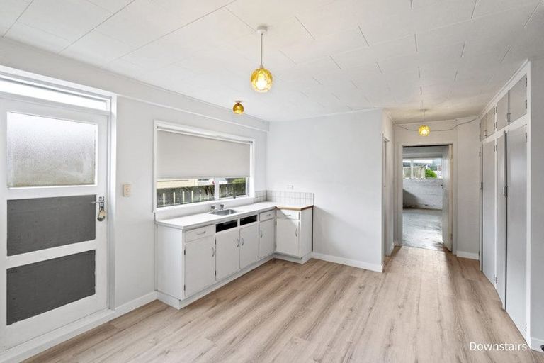 Photo of property in 18a Moenui Avenue, Orewa, 0931