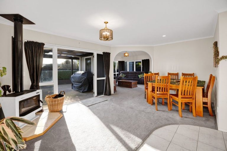 Photo of property in 283 Glover Road, Hawera, 4610