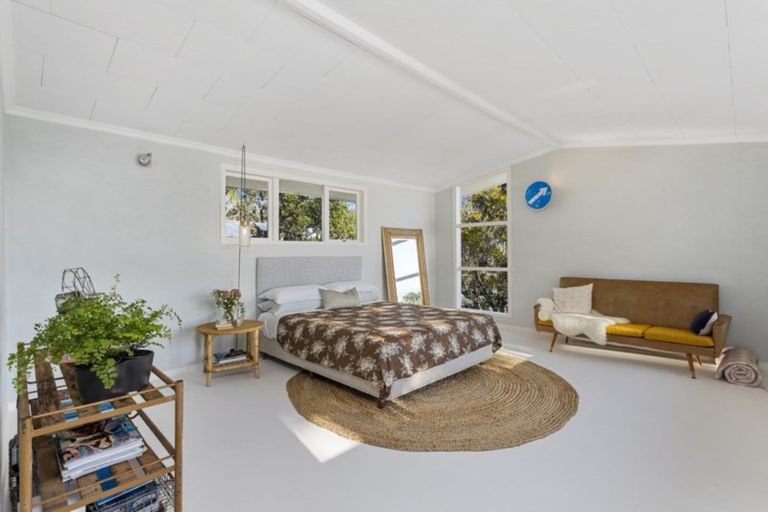 Photo of property in 96 Ngataringa Road, Devonport, Auckland, 0624