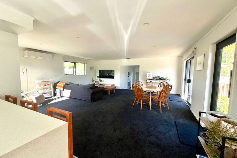 Photo of property in 26 Rimu Road, Stanmore Bay, Whangaparaoa, 0932