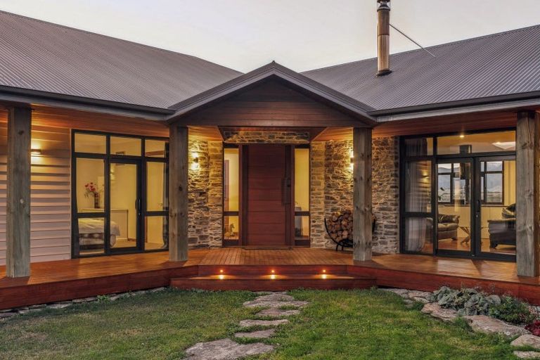 Photo of property in 182 Stevenson Road, Wanaka, 9382