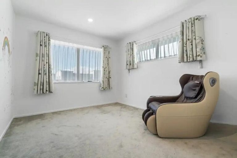 Photo of property in 3 Tumu Road, Papakura, 2110