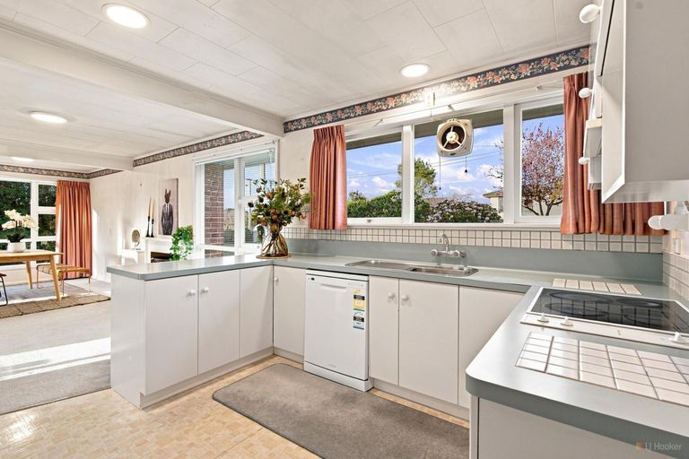 Photo of property in 38 Broadway Avenue, Highfield, Timaru, 7910
