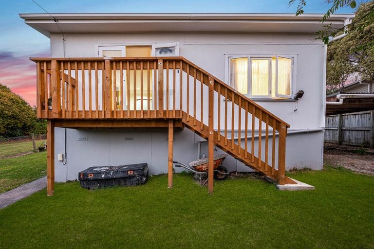 Photo of property in 1/33 Lavelle Road, Henderson, Auckland, 0612