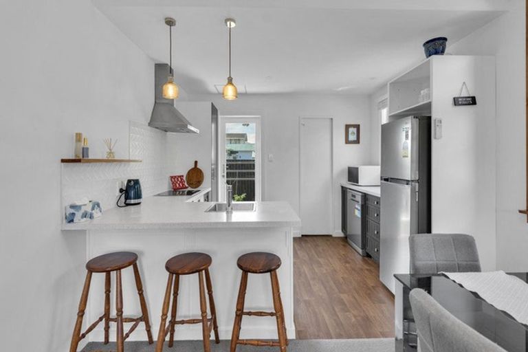 Photo of property in 10 Coronation Street, Spreydon, Christchurch, 8024